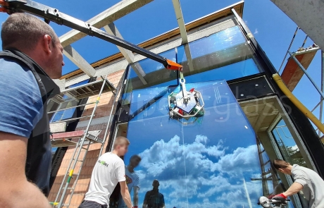 Montaż fasady szklanej w Bochni